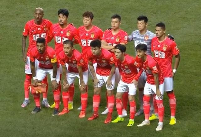  德甲金靴争夺白热化，三大射手并列领跑  